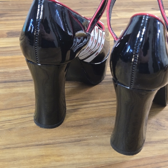 Pleaser Funtasma Heart Platform Mary Jane Heels - Size 7 - Picture 6 of 10